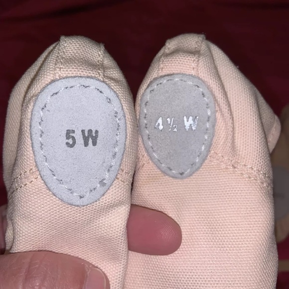 CAPEZIO JULIET SPLIT SOLE SHOE BALLET 5m 5w 11w Leather Canvas Pink 2027 choice - Picture 9 of 9